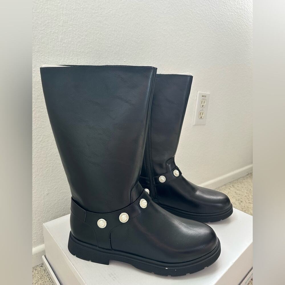 Girls Size 5 Sonoma Boots with Pearl Accents - Picture 2 of 6